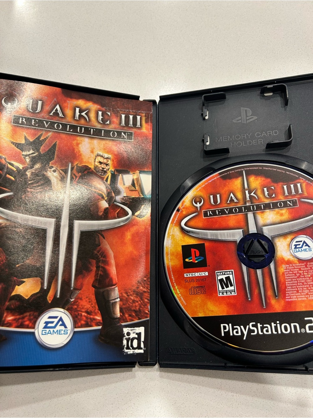Quake III 3 Revolution (Sony PlayStation 2, 2001) PS2 - Classic Video Game